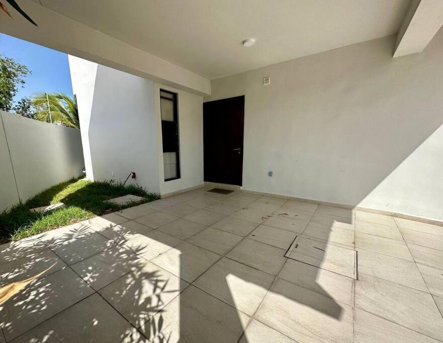 Big New House In Selvanova Coto 9 Плая-дель-Кармен Экстерьер фото